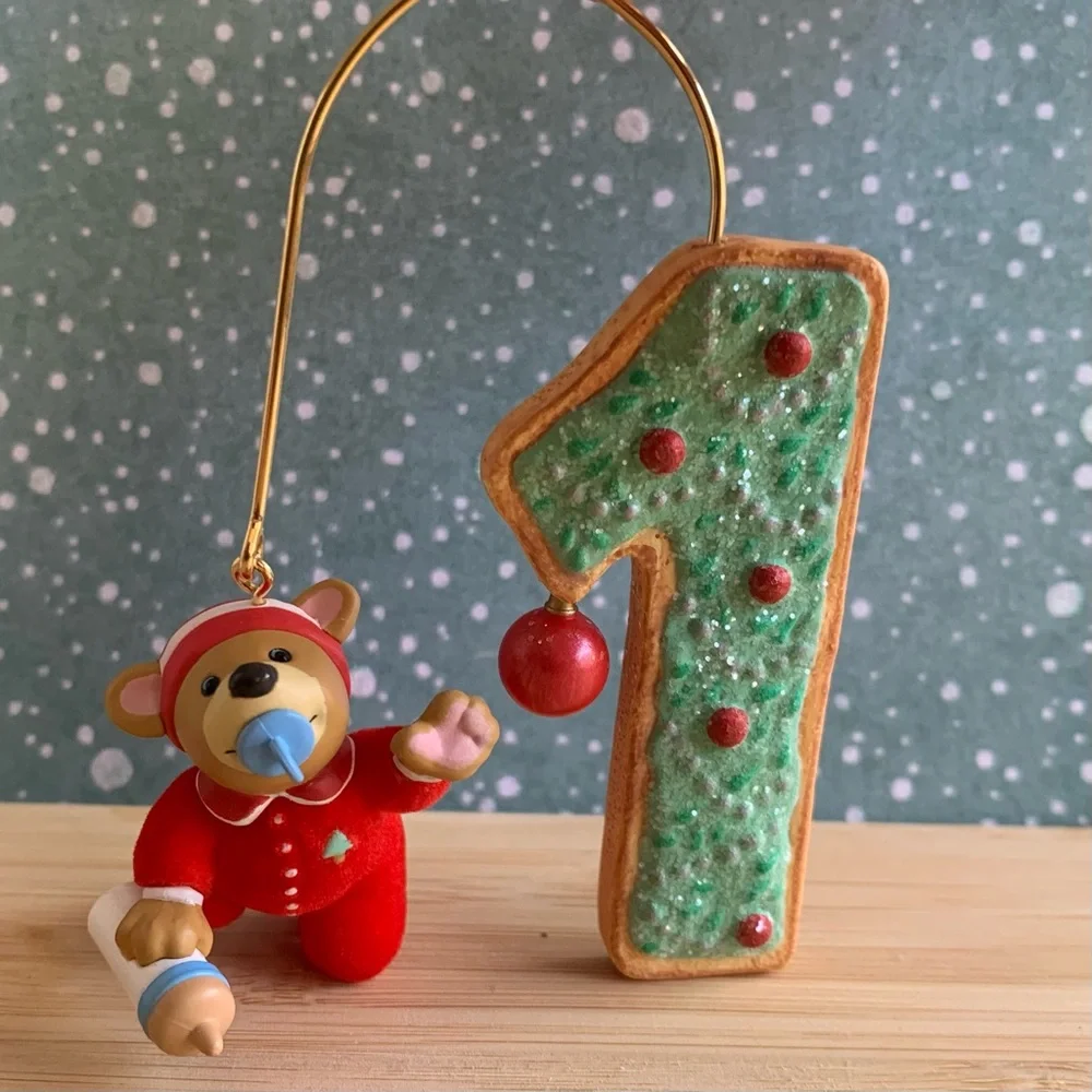 Hallmark Keepsake Ornament * My First Christmas * 2007
